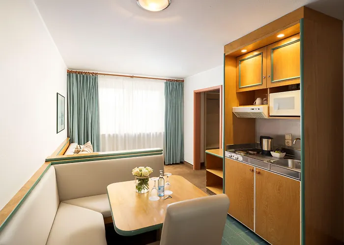 Qu Hotel, Trademark Collection By Wyndham アウグスブルク
