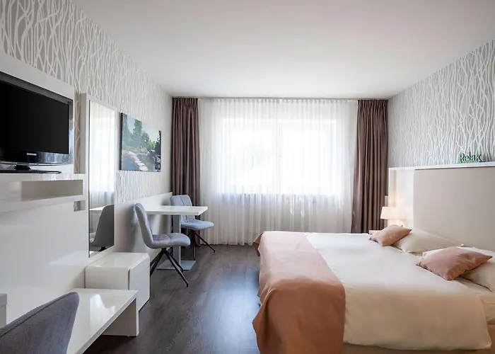 Qu Hotel, Trademark Collection By Wyndham ホテル 4*