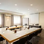 Ξενοδοχείο Qu Hotel, Trademark Collection By Wyndham 4*