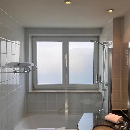 Szálloda Qu Hotel, Trademark Collection By Wyndham