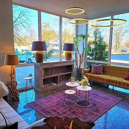 Hotel Qu Hotel, Trademark Collection By Wyndham Augsburg