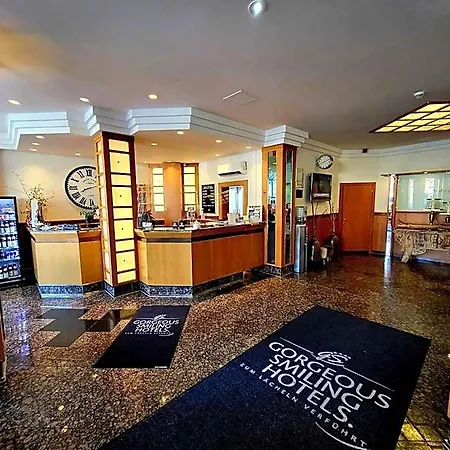 Qu Hotel, Trademark Collection By Wyndham Hotel