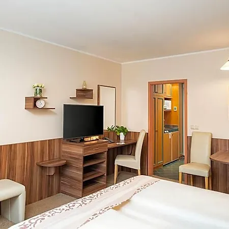Hotel Qu Hotel, Trademark Collection By Wyndham Augsburg