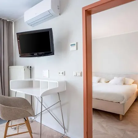 Qu Hotel, Trademark Collection By Wyndham 4*