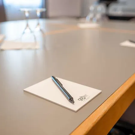 Qu فندق اوغسبورغ